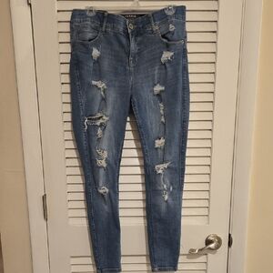 NWT Torrid  Distressed Bombshell Skinny Jeans sz 12S